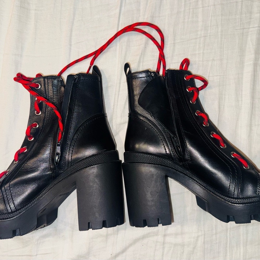 Gianni Bini Black Boots with Red Laces - Picture 2 of 9